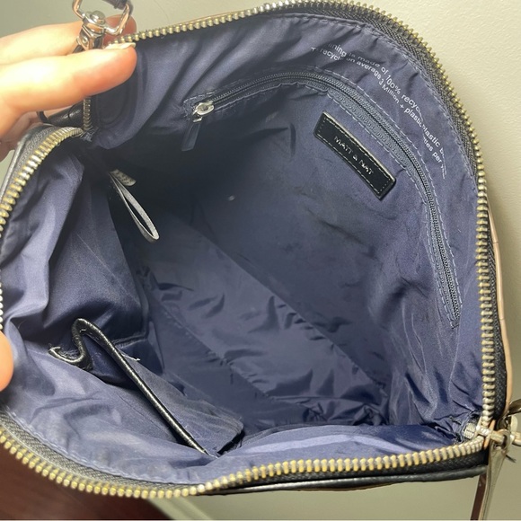 Matt & Nat Black & Cork everyday Crossbody Bag – Vegan Leather, Adjustable Strap - Picture 8 of 12